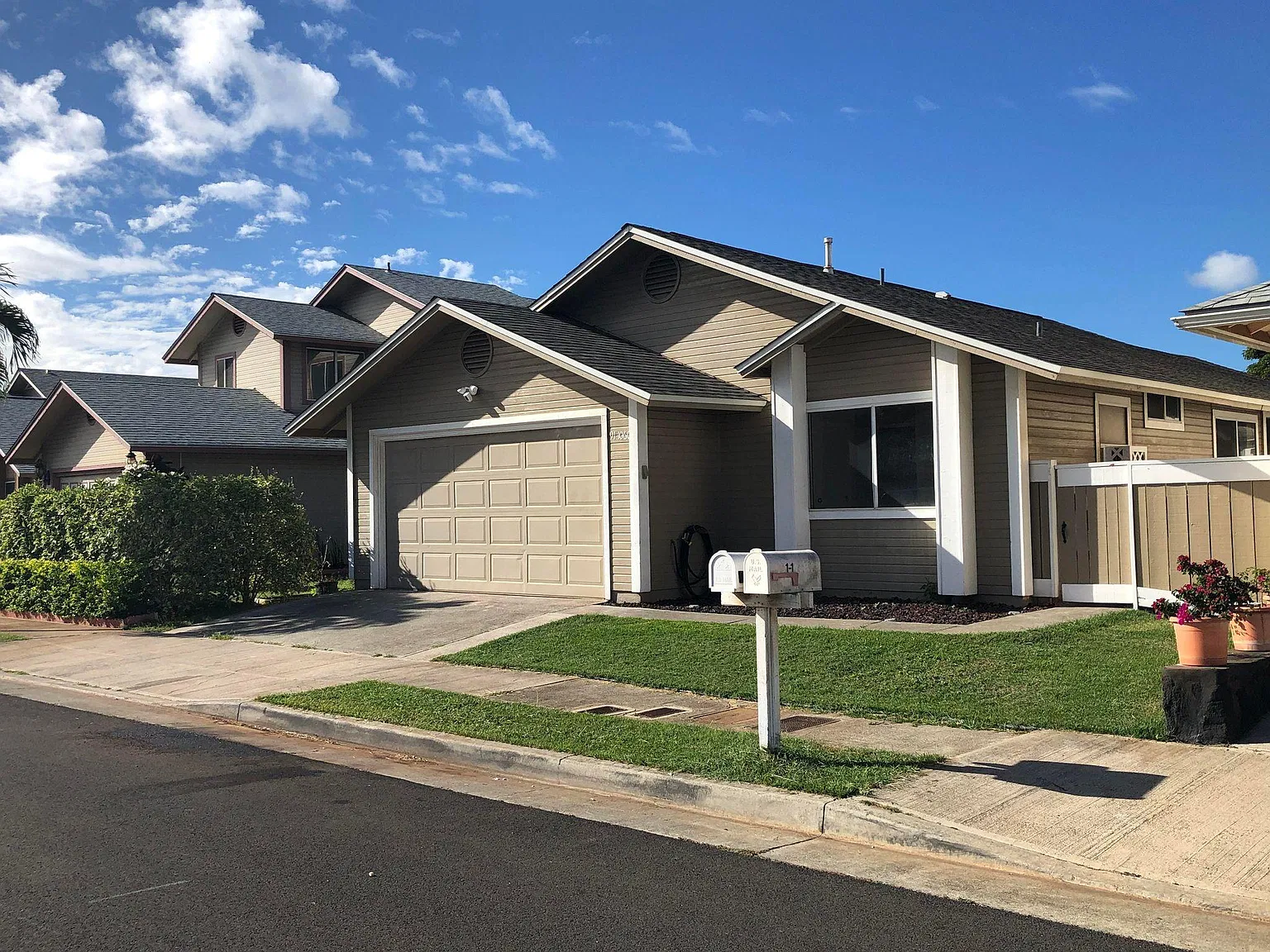 91-1060 Waimomona Pl — Photo 1