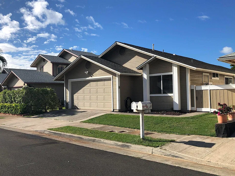 91-1060 Waimomona Pl