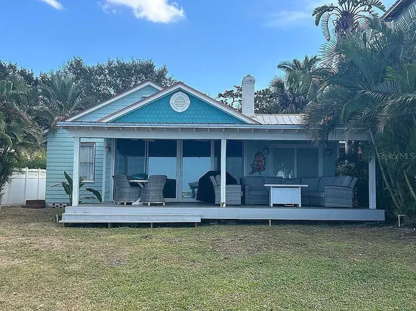 1742 Sunset Dr, Clearwater, FL 33755