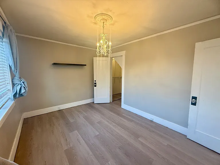 4315 Fawcett Ave — Photo 6