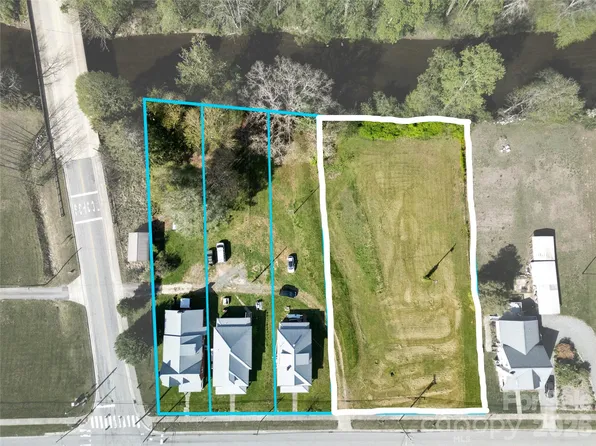 Main St, Rosman, NC 28772