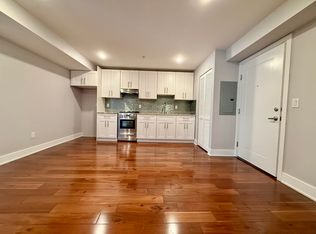 1003 S 4th St #26, Philadelphia, PA 19147