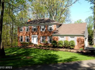 1302 Pellow Circle Trl, Herndon, VA 20170
