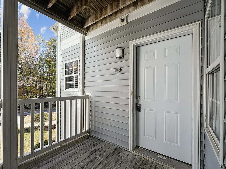 2000 University Woods Rd #204 — Photo 3