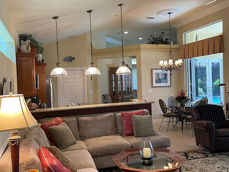 25043 Pinewater Cove Ln — Photo 11