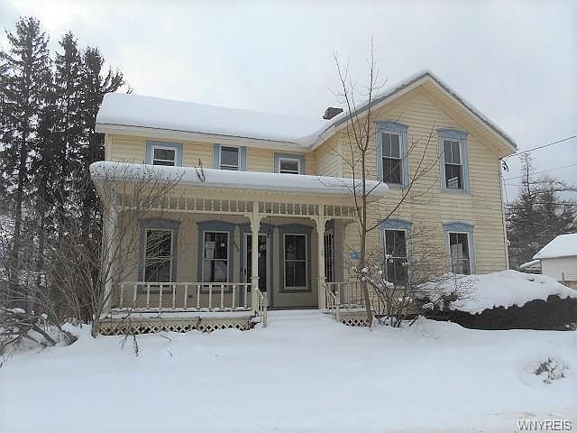 1st image of 8935 Upper St
