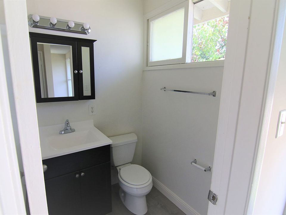 Patio Gardens Apartments 4874 E Los Coyotes Diagonal Long Beach CA