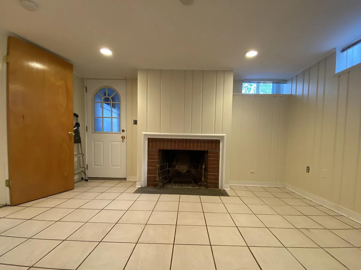 1 bed, 900 sqft, $1,575 — Photo 2