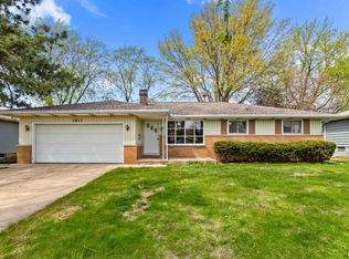 1811 W Latham Ln, Peoria, IL