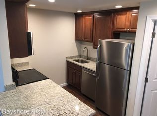 11615 91st Ln Ne #11, Kirkland, WA 98034