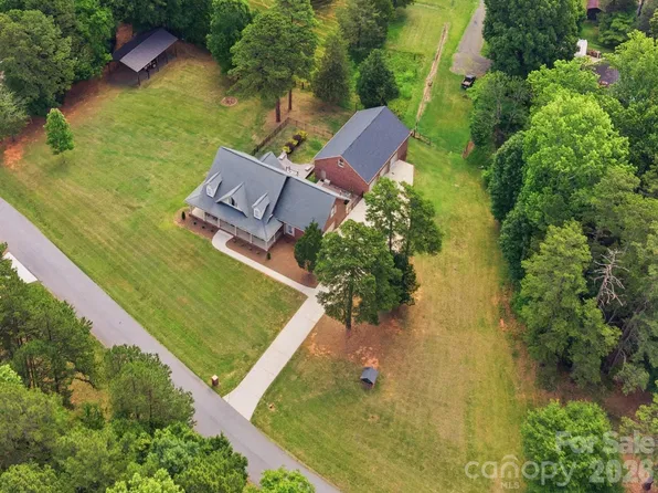 132 Monarch Ln, Mooresville, NC 28115
