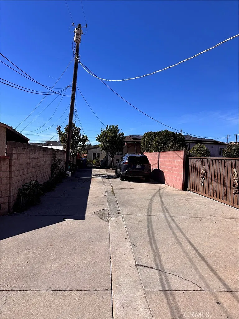 4 bed, 1172 sqft, $4,000 — Photo 3
