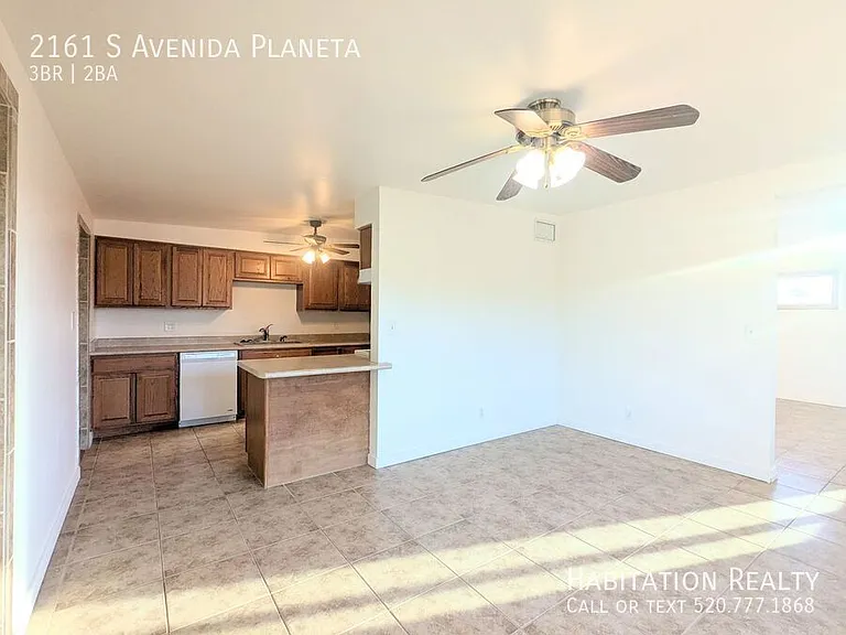 2161 S Avenida Planeta — Photo 4