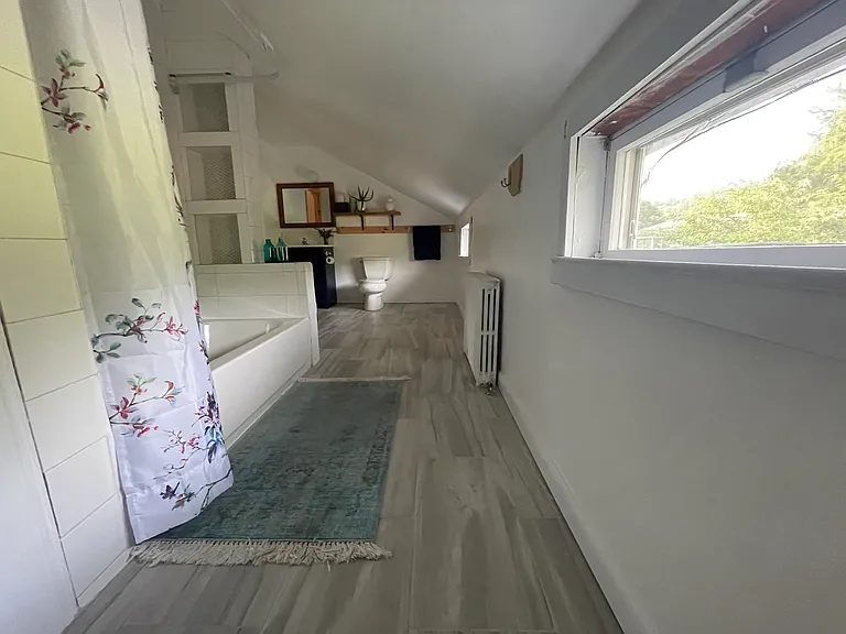 Horton Ln — Photo 11