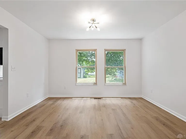5420 Split Rock Dr — Photo 8
