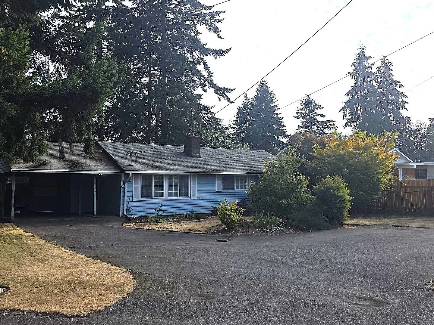 Burien/Manhatton area Rambler home for rent - 3 bedroom and 1 bath, fenced yard. Available Sept 2... — Photo 1