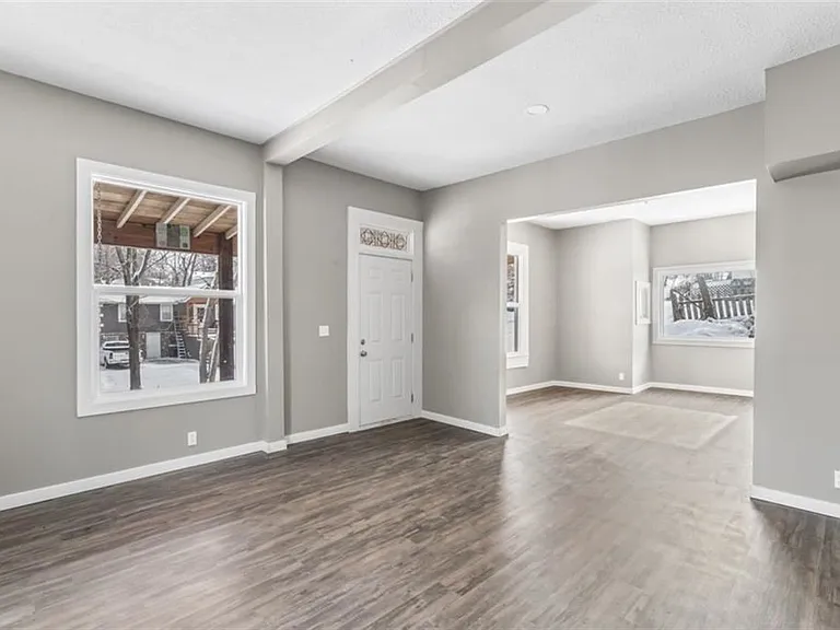 314 Grand Ave — Photo 4
