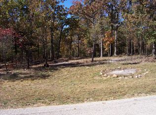 Pleasant View Dr #15, Lebanon, MO 65536