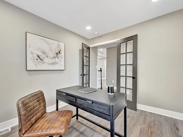 5008 Tuckerman St — Photo 63