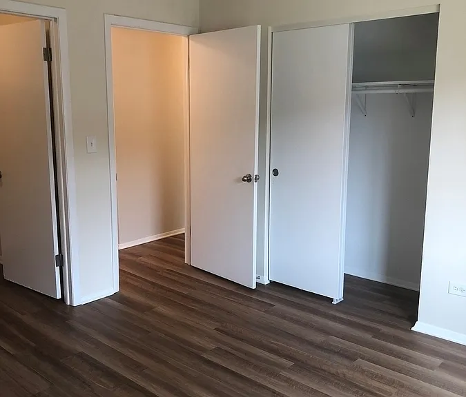 709 W Park Ave #102 — Photo 6