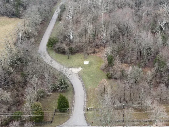 1 Merwin Farms Dr, New Richmond, OH 45157