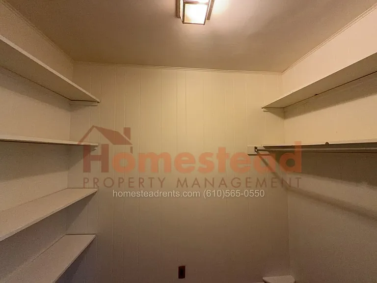 206 Ashby Rd — Photo 5