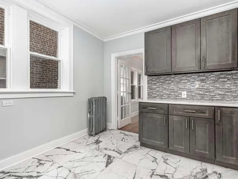 7605 S Calumet Ave #1 — Photo 5