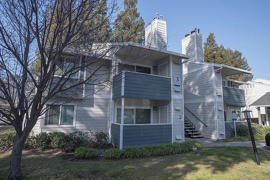 Oak Ridge Apartments
