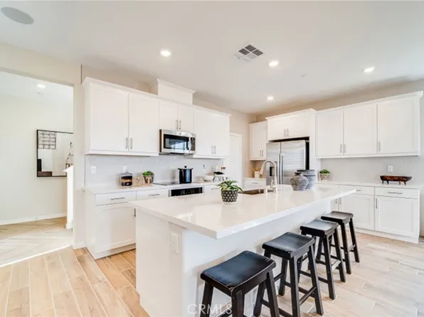 26134 San Luis St, Loma Linda, CA 92373