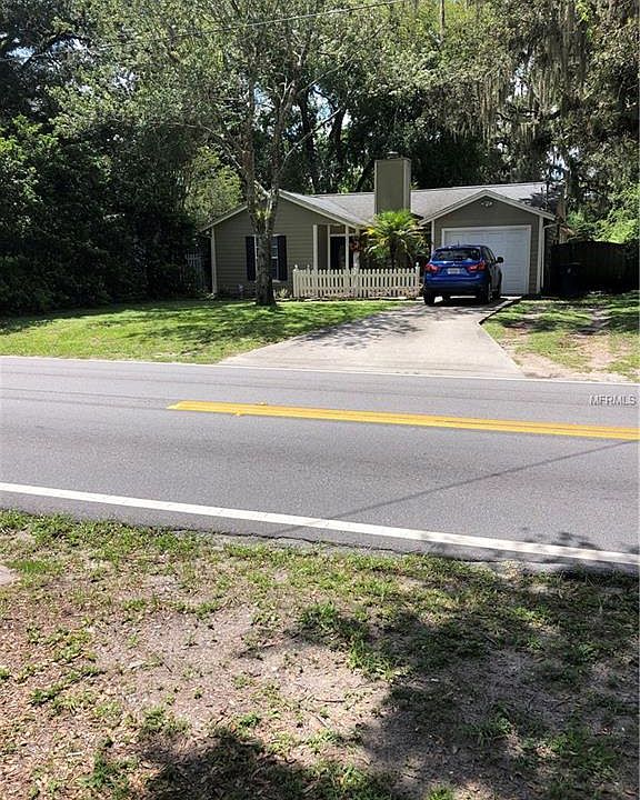 1st image of 1203 E Hanna Ave