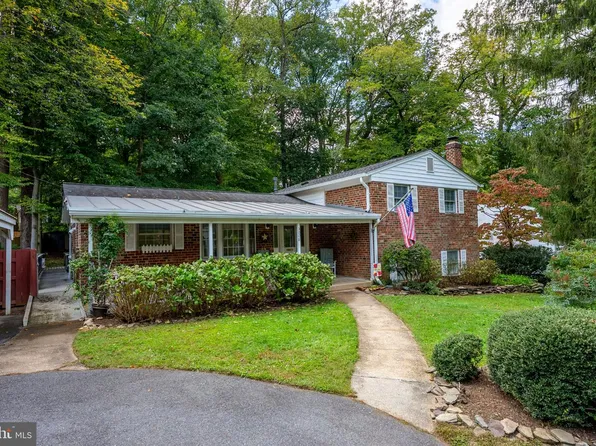5008 Linette Ln, Annandale, VA 22003
