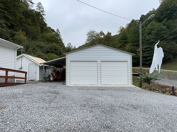 2nd image of 1105 Jess Fork Rd