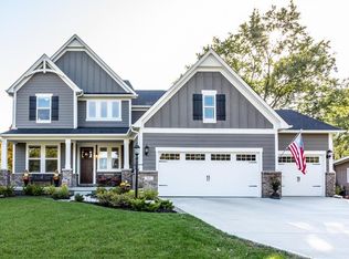 819 W Auman Dr, Carmel, IN