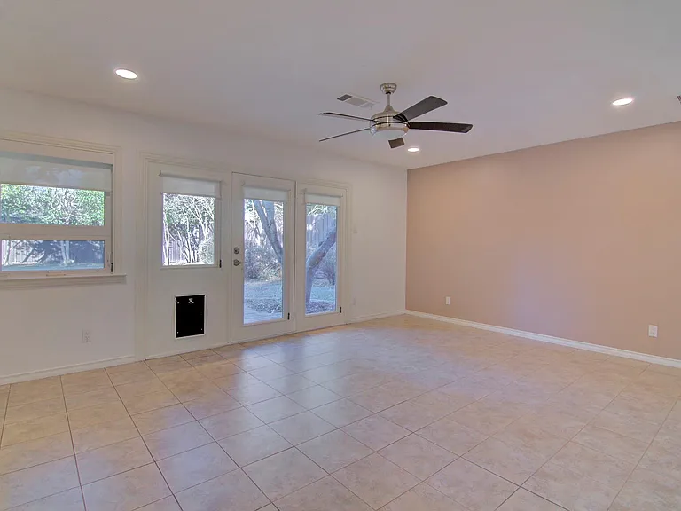 3763 Vinecrest Dr — Photo 28