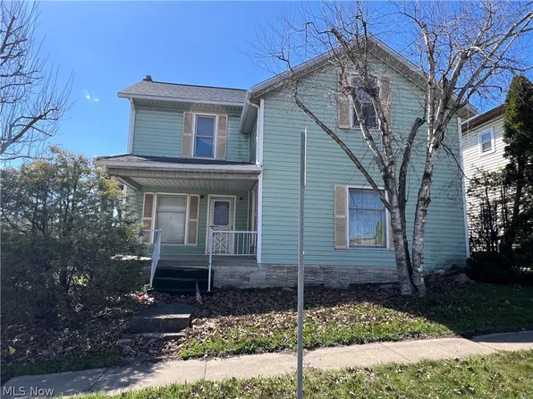 984 W Main St, Sugarcreek, OH 44681