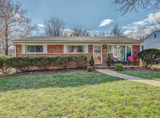 954 Dwyer Ave, Saint Louis, MO 63122