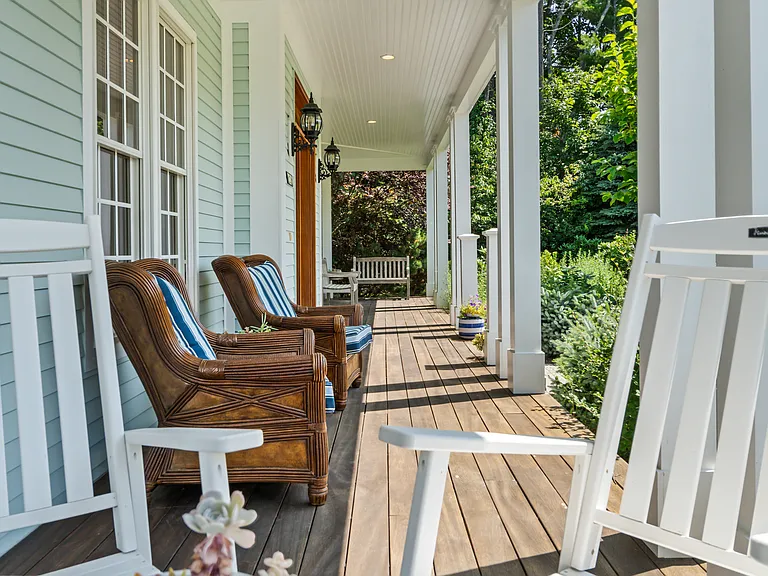 2 Harbor Side Dr — Photo 3