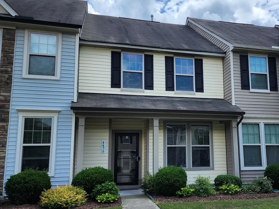 4476 Middletown Dr