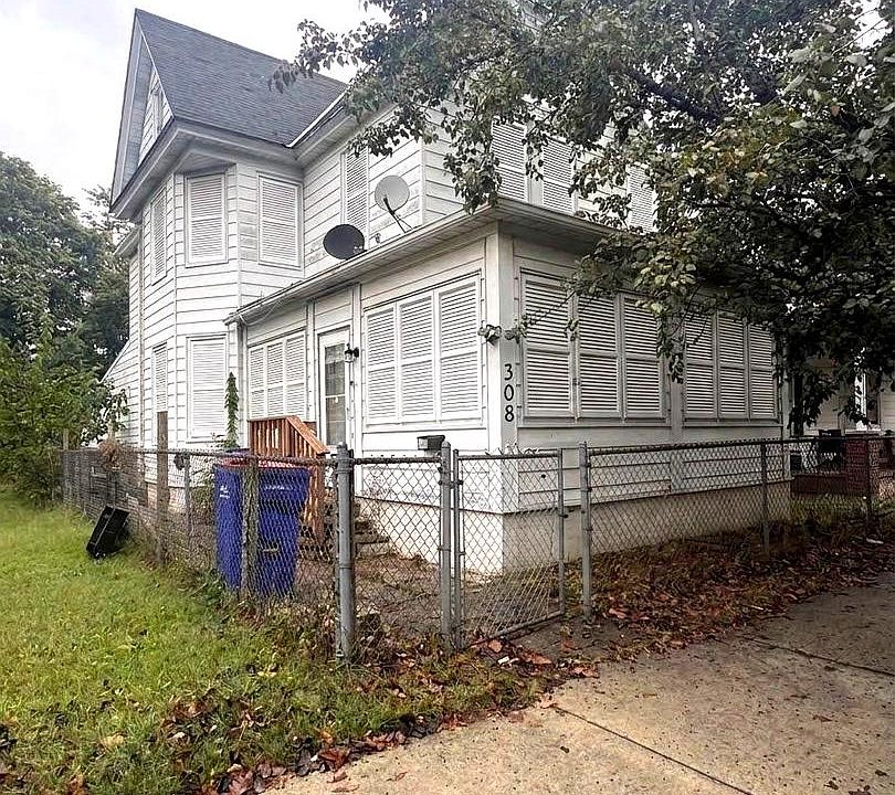 1st image of 308 E Broad St