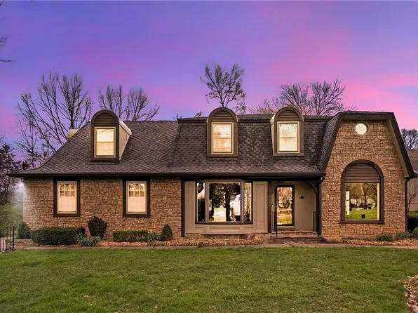 11151 Eby St, Overland Park, KS 66210