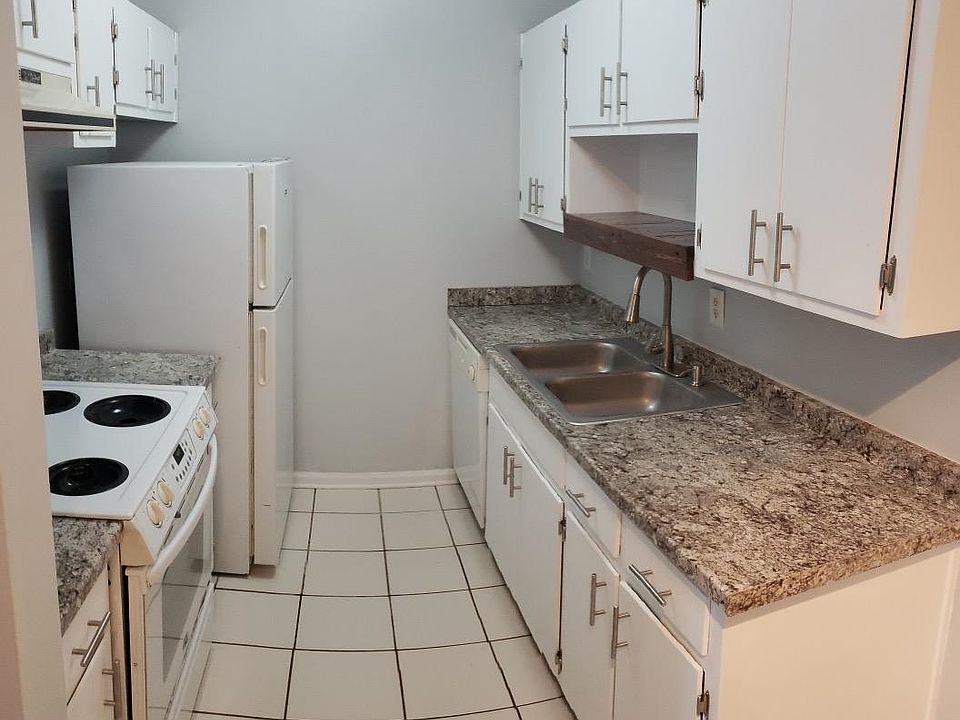 2nd image of 2412 Talco Hills Dr #A