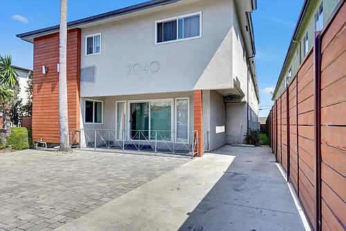 2040 S Sherbourne Dr Photo 1