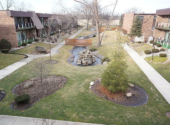 5th image of 8628 Tuttle Dr #3