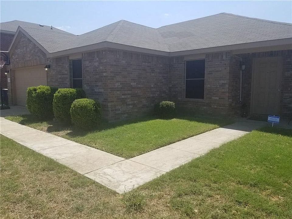 1st image of 1308 Divine Dr