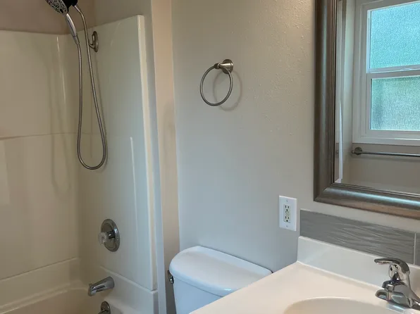 1710 E Jenny Lynn Ln, Coeur D Alene, ID 83815
