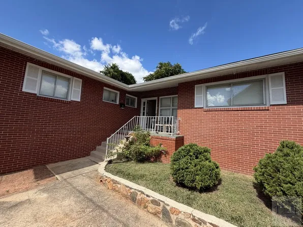 15 High St, Martinsville, VA 24112