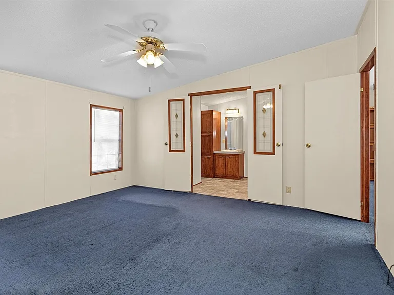 11261 Rose Rd — Photo 16