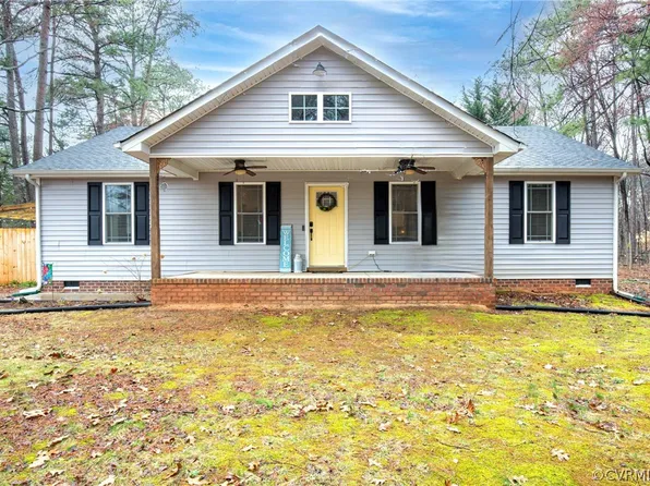 2893 Maidens Rd, Powhatan, VA 23139