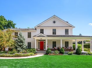 909 Windsor Rd, Glenview, IL 60025