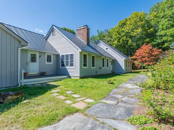 88 Windward South Road, Dorset, VT 05251